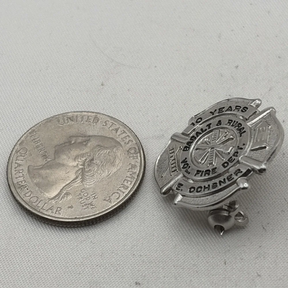 Basalt & Rural Vol Fire Dept 10 Years Service Lapel Hat Pin Silver Tone Ochsner